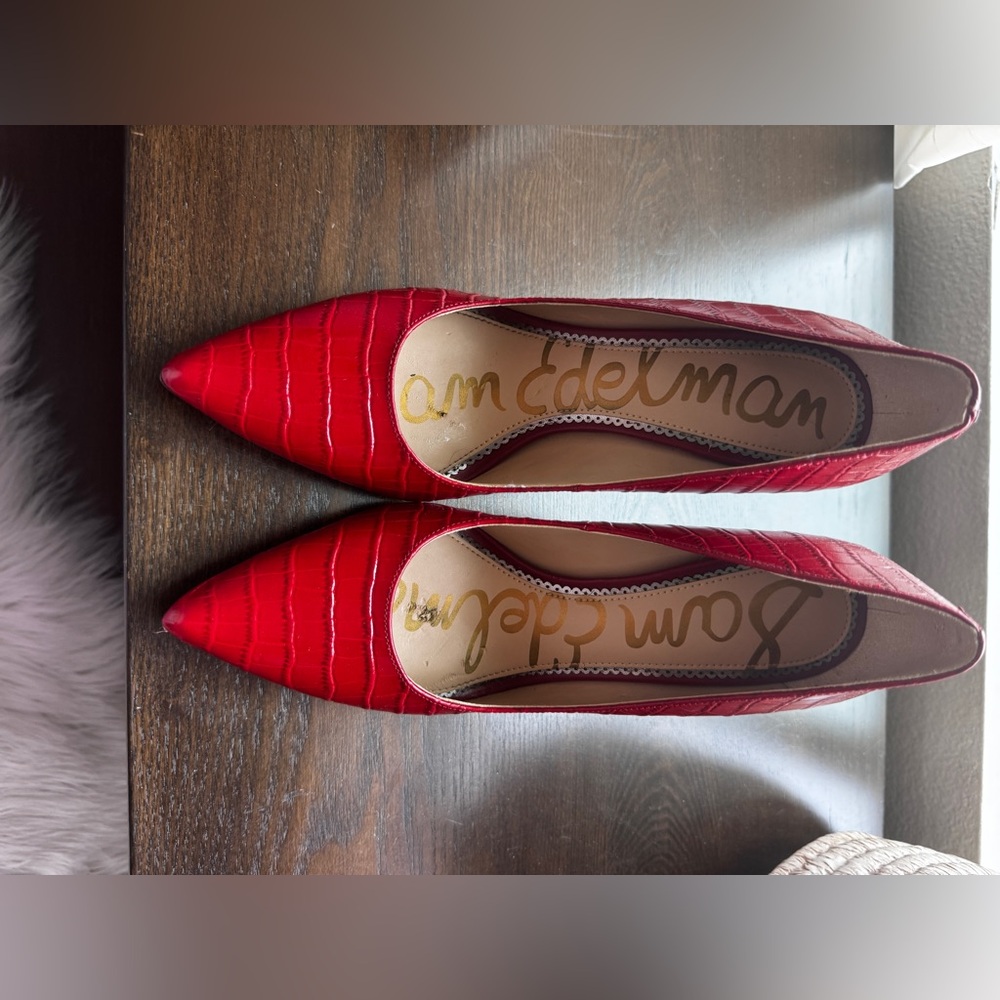 Sam Edelman Red Croc-Embossed Pointed Toe Stiletto Pumps - Picture 5 of 5